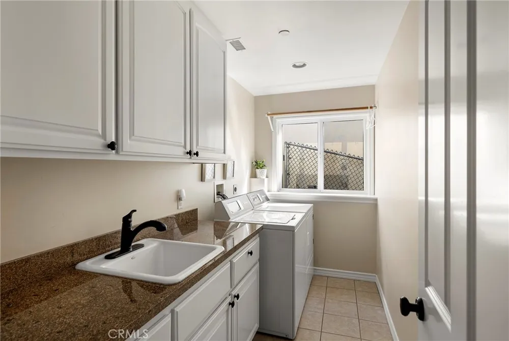 150 W Avenida San Antonio San Clemente, CA 92672