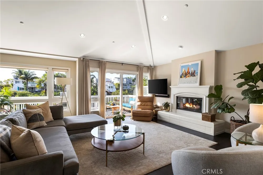 150 W Avenida San Antonio San Clemente, CA 92672