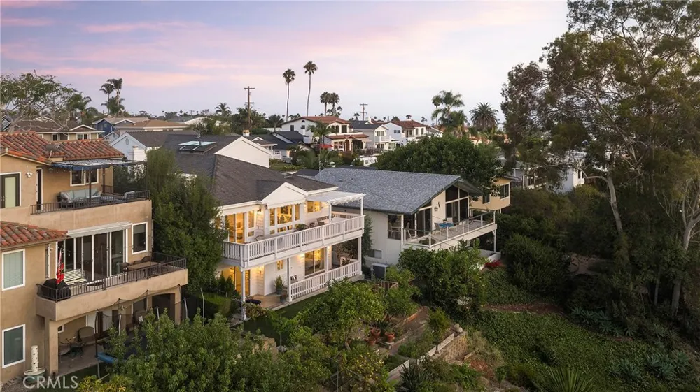 150 W Avenida San Antonio San Clemente, CA 92672