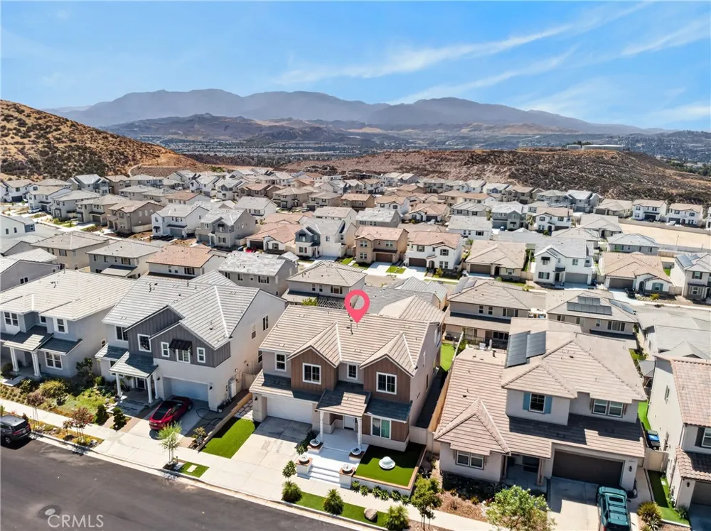 18148 Hedgerow Canyon Country, CA 91350