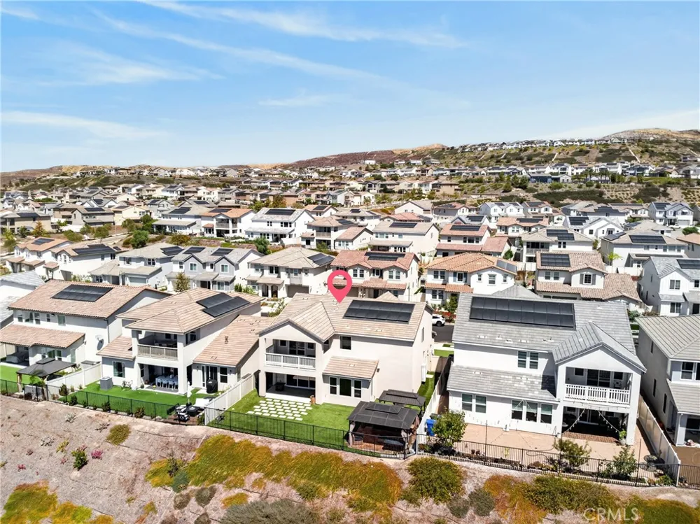 18148 Hedgerow Canyon Country, CA 91350