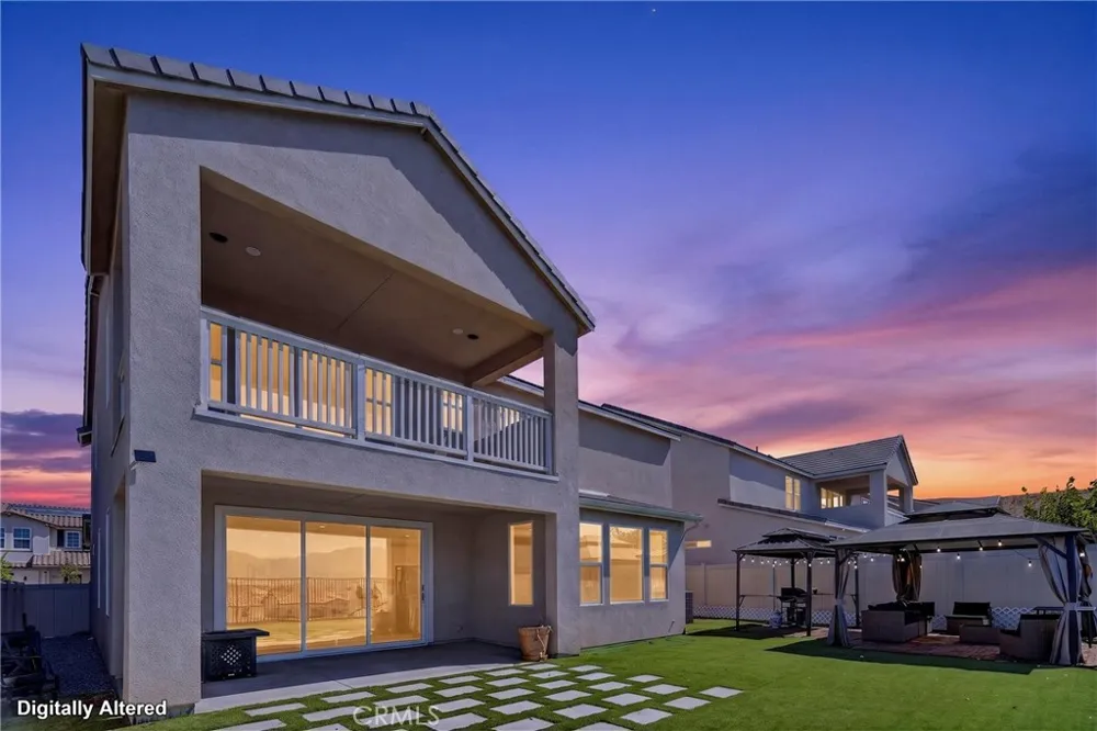 18148 Hedgerow Canyon Country, CA 91350