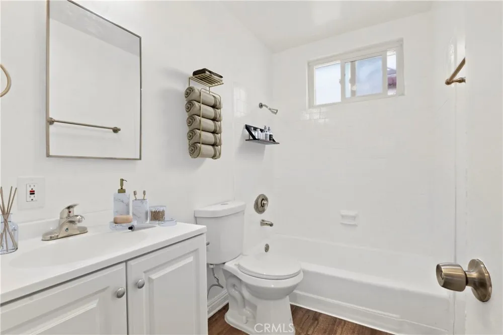473 E 55th Street Long Beach, CA 90805