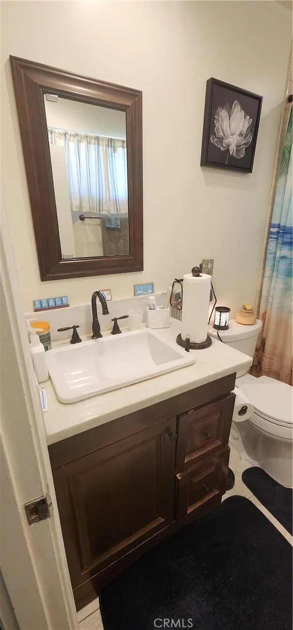 2243 Casitas Altadena, CA 91001