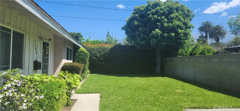 2243 Casitas Altadena, CA 91001
