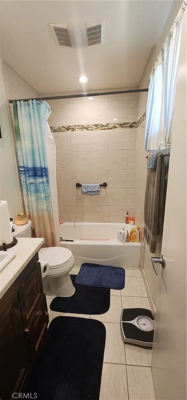 2243 Casitas Altadena, CA 91001