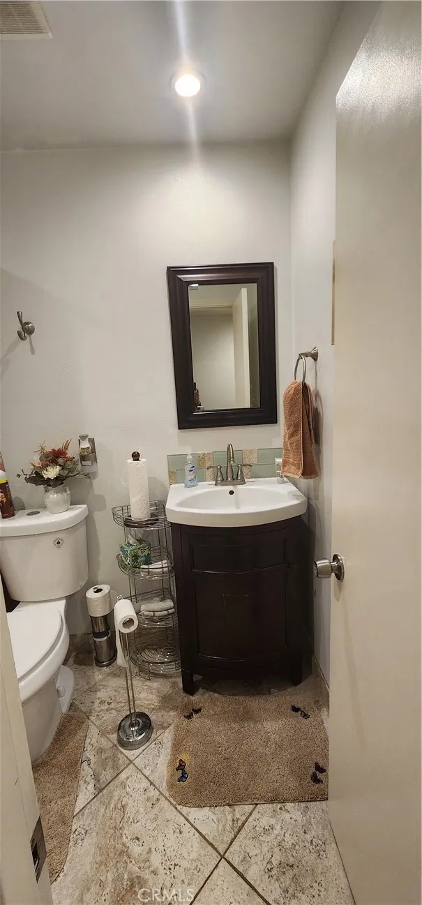 2243 Casitas Altadena, CA 91001