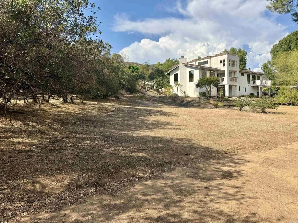 Daza Drive Ramona, CA 92065