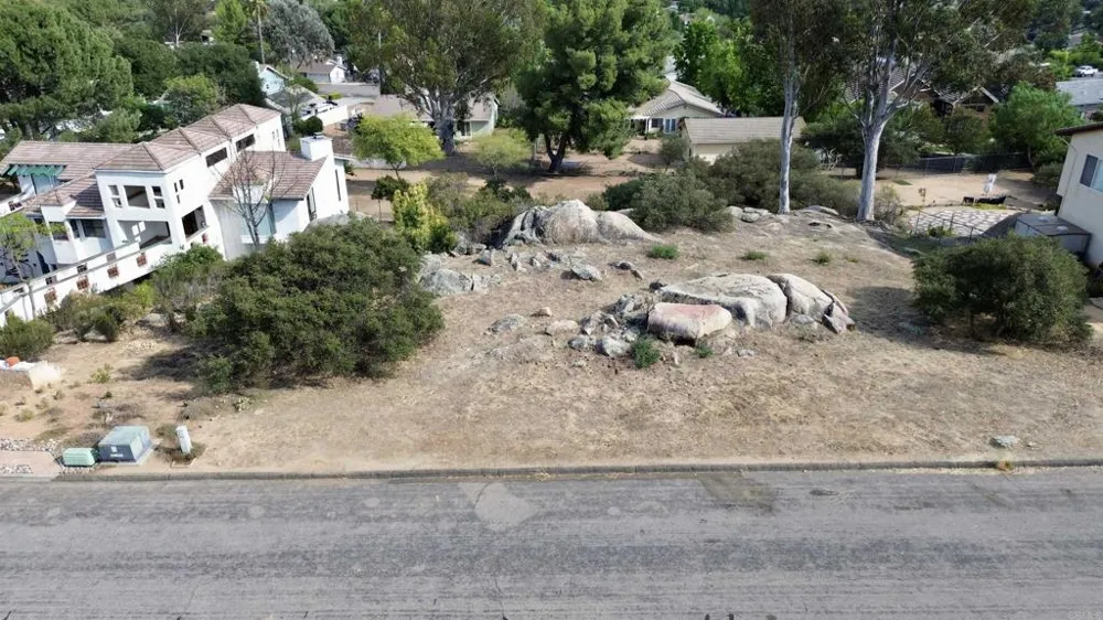 Daza Drive Ramona, CA 92065