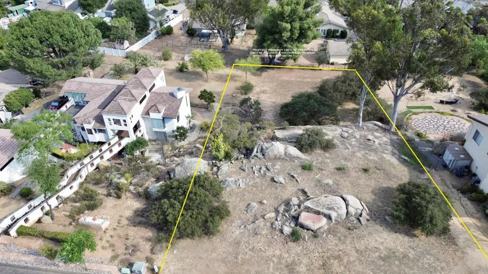 Daza Drive Ramona, CA 92065