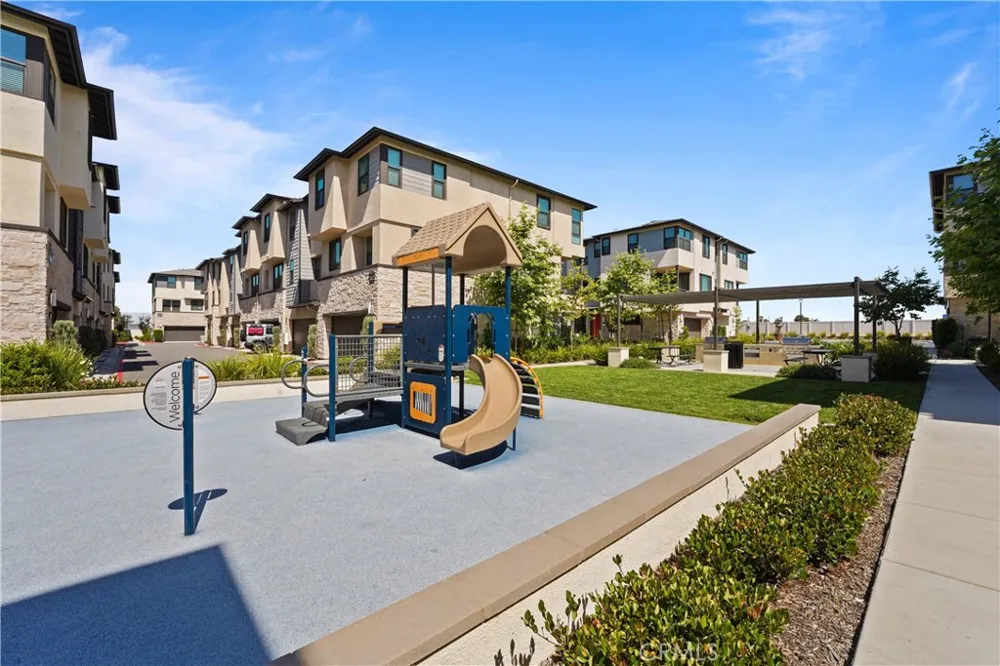 2941 W Lincoln Ave #3 Anaheim, CA 92801