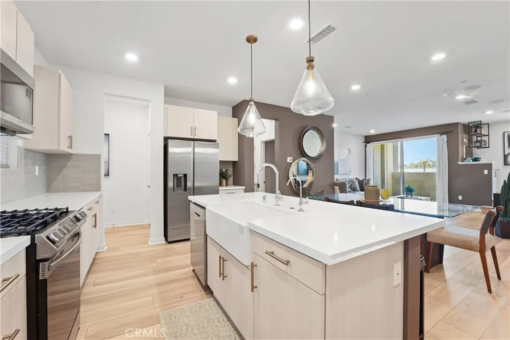 2941 W Lincoln Ave #3 Anaheim, CA 92801