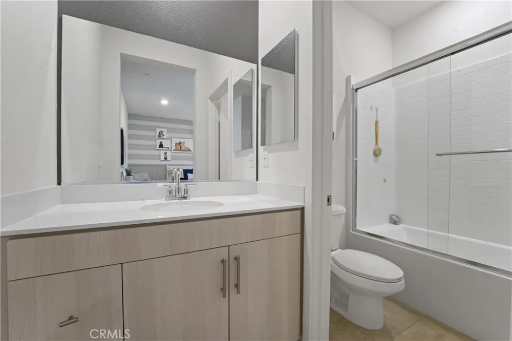 2941 W Lincoln Ave #3 Anaheim, CA 92801