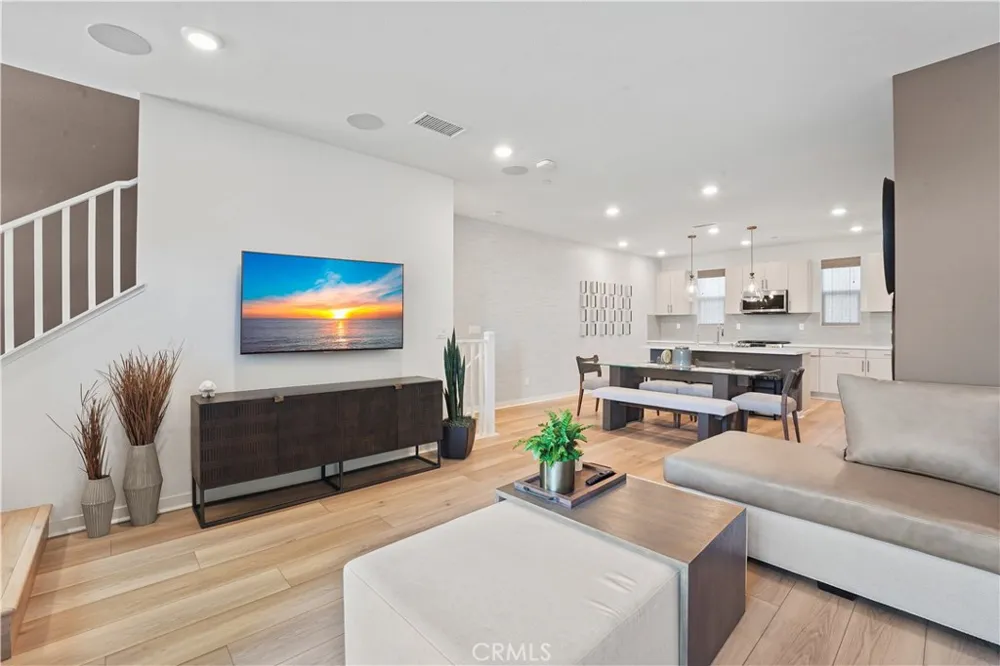 2941 W Lincoln Ave #3 Anaheim, CA 92801