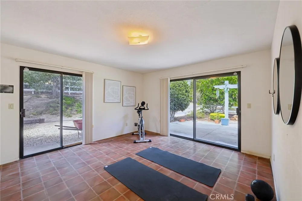 885 Ten Oaks Way Nipomo, CA 93444