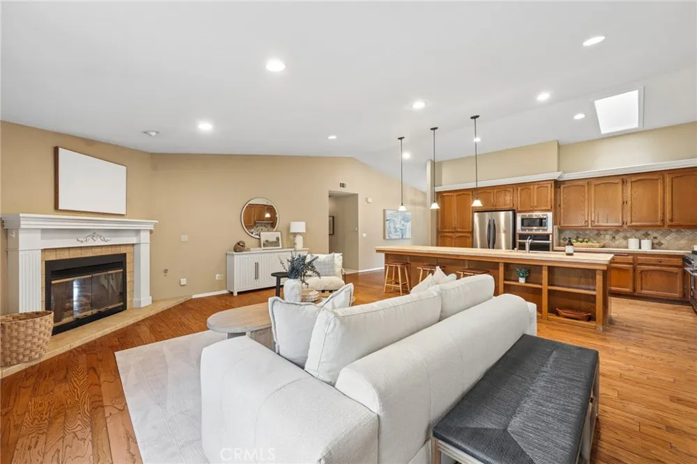 885 Ten Oaks Way Nipomo, CA 93444