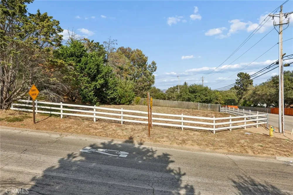 885 Ten Oaks Way Nipomo, CA 93444