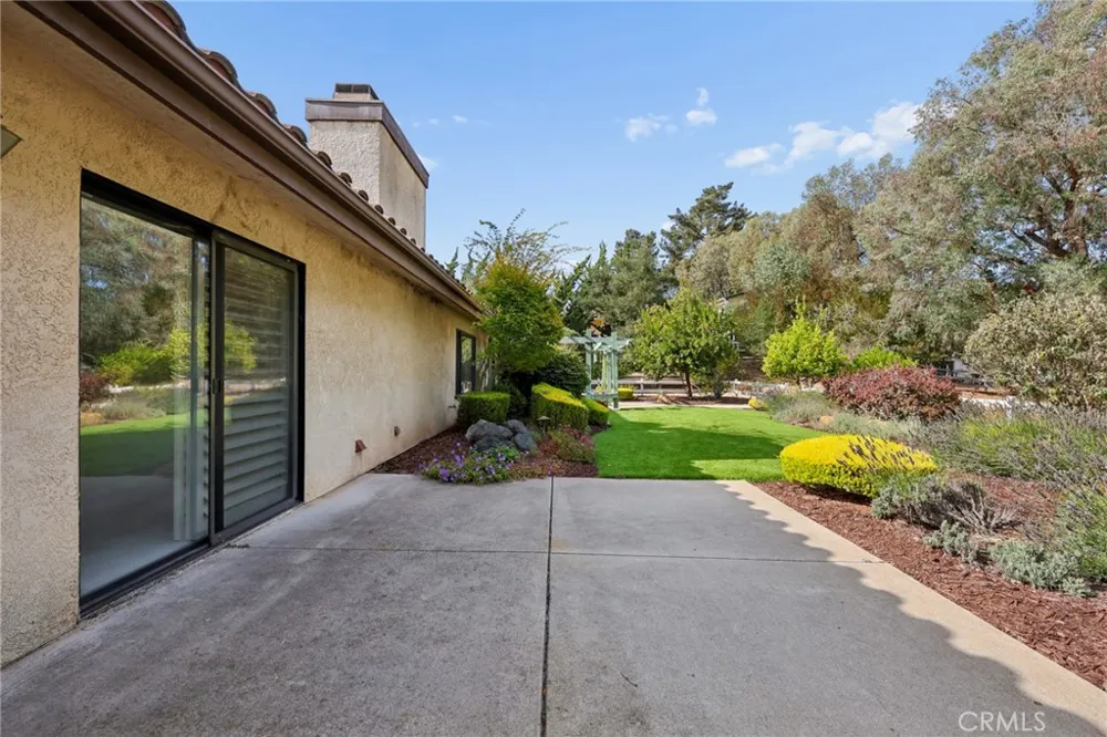 885 Ten Oaks Way Nipomo, CA 93444