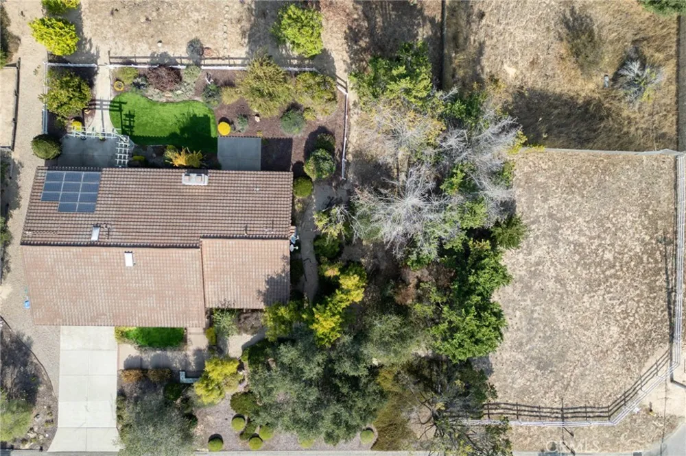 885 Ten Oaks Way Nipomo, CA 93444