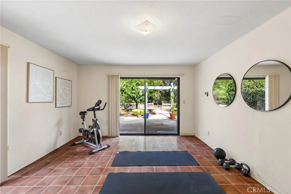 885 Ten Oaks Way Nipomo, CA 93444