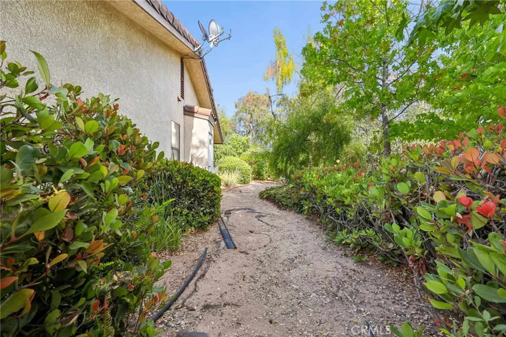885 Ten Oaks Way Nipomo, CA 93444