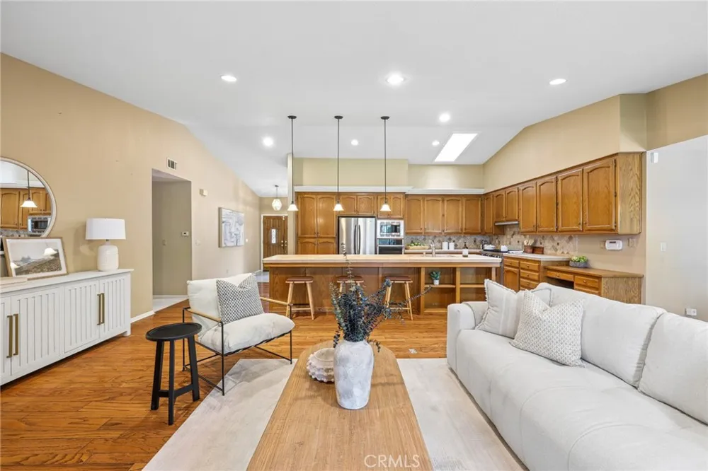 885 Ten Oaks Way Nipomo, CA 93444
