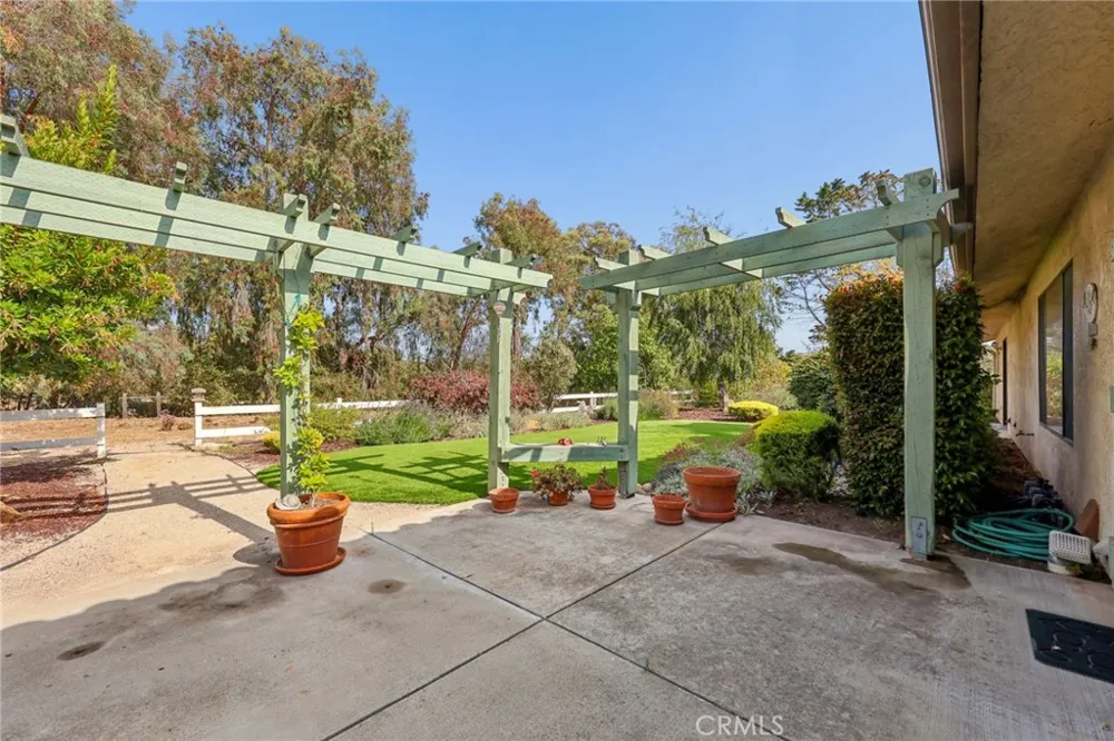 885 Ten Oaks Way Nipomo, CA 93444