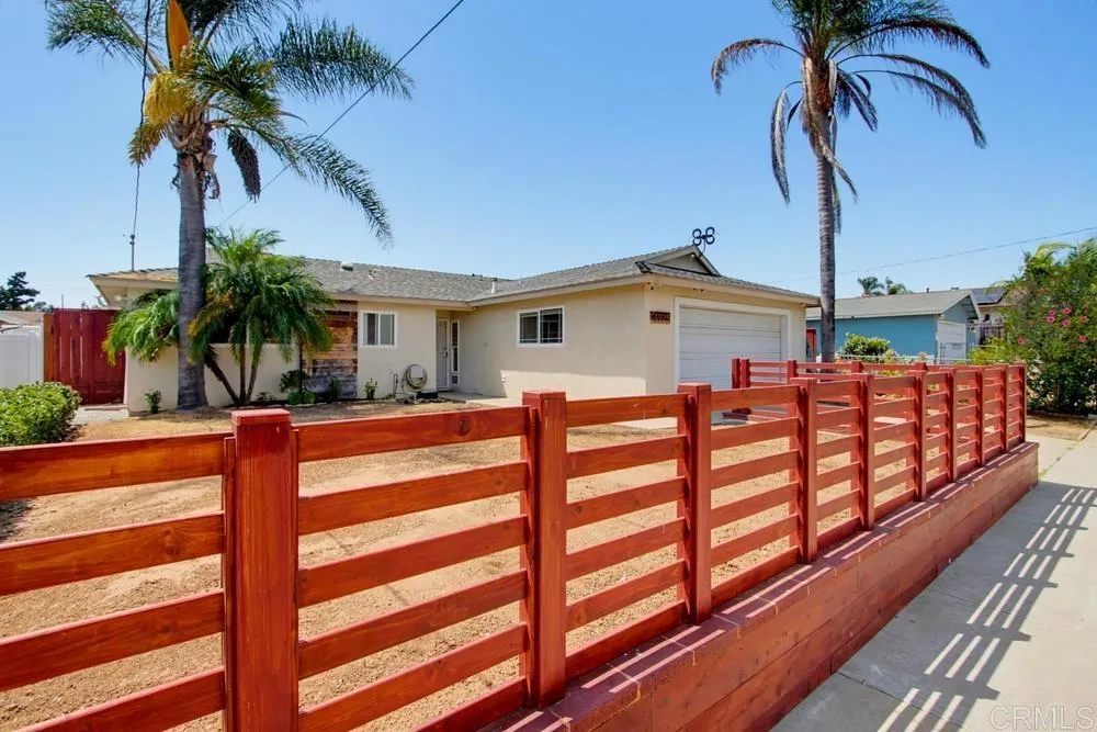 4925 Siesta Drive Oceanside, CA 92057