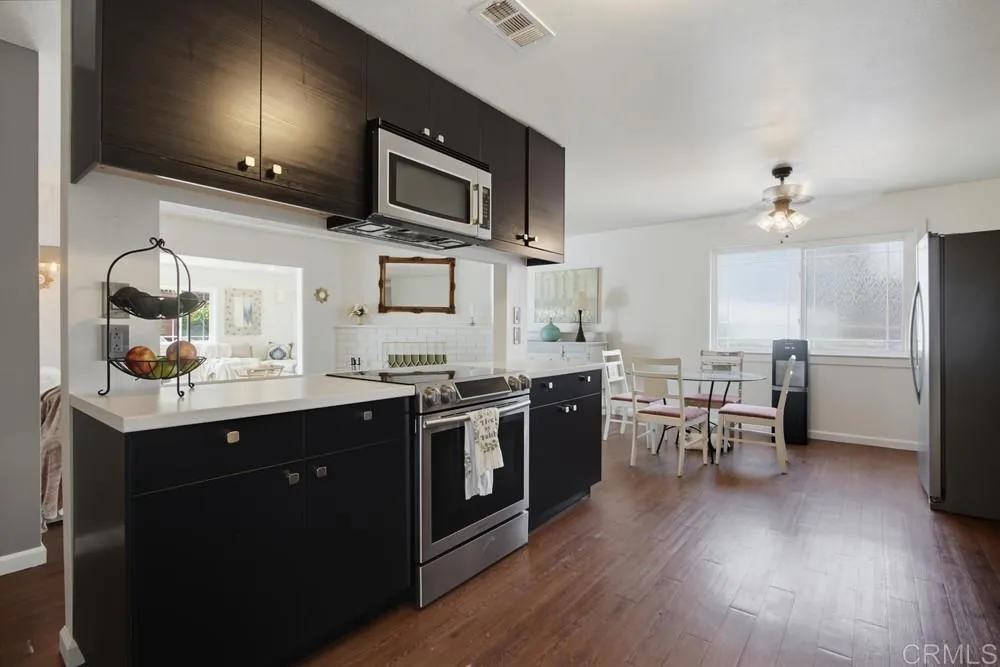 4925 Siesta Drive Oceanside, CA 92057