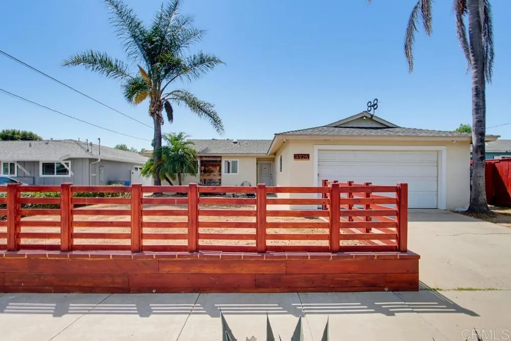 4925 Siesta Drive Oceanside, CA 92057