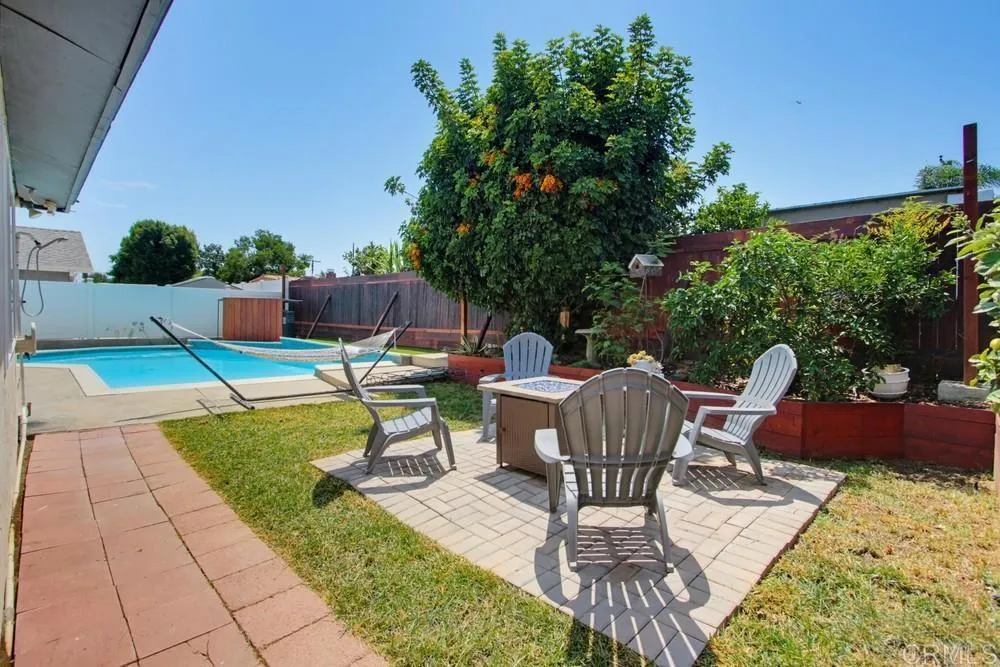 4925 Siesta Drive Oceanside, CA 92057