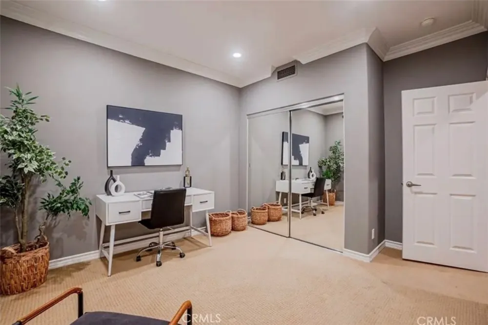 8082 E Portico Orange, CA 92867
