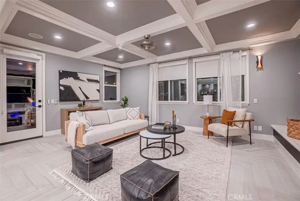8082 E Portico Orange, CA 92867