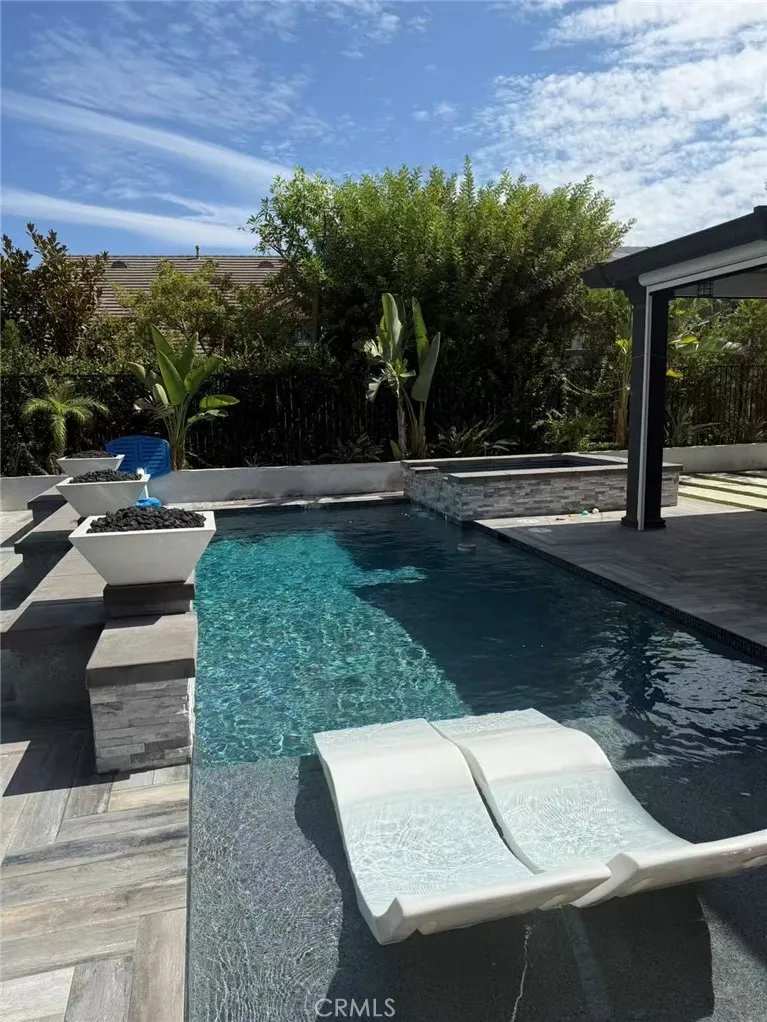 8082 E Portico Orange, CA 92867