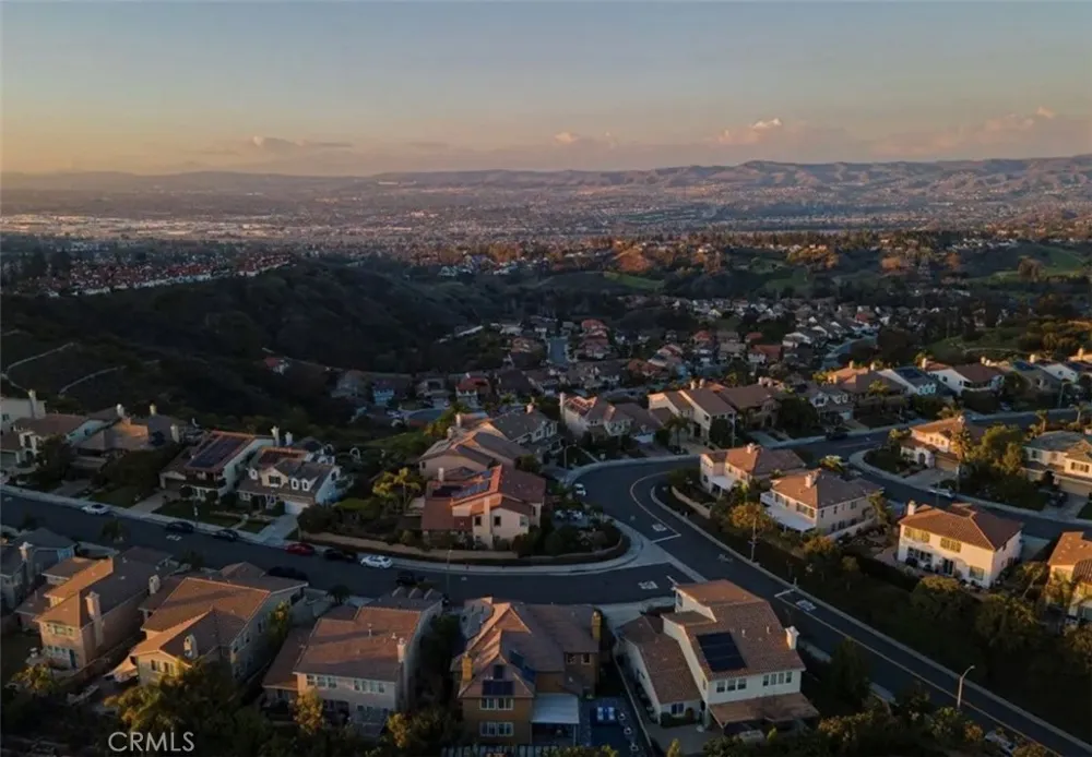 8082 E Portico Orange, CA 92867