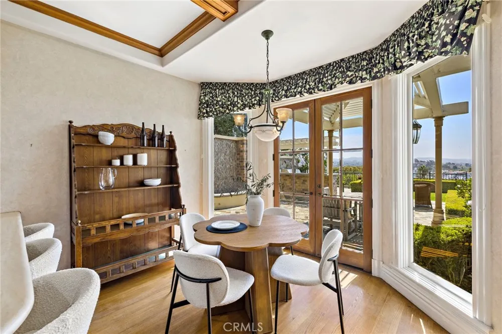 108 Kings Place Newport Beach, CA 92663
