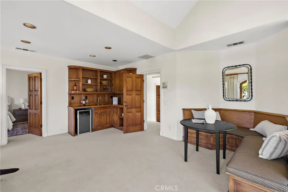 108 Kings Place Newport Beach, CA 92663