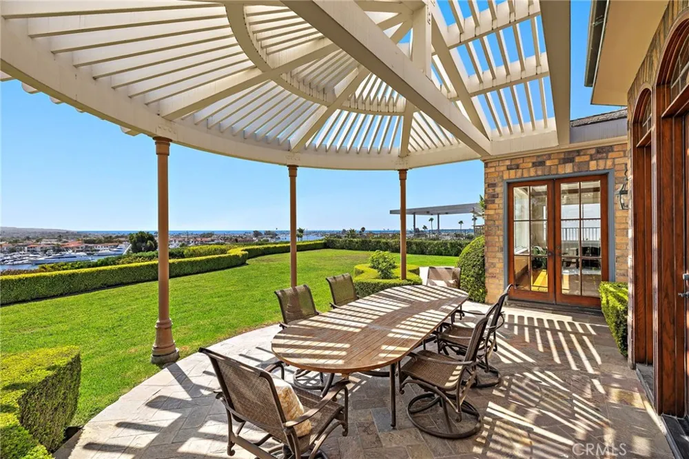108 Kings Place Newport Beach, CA 92663