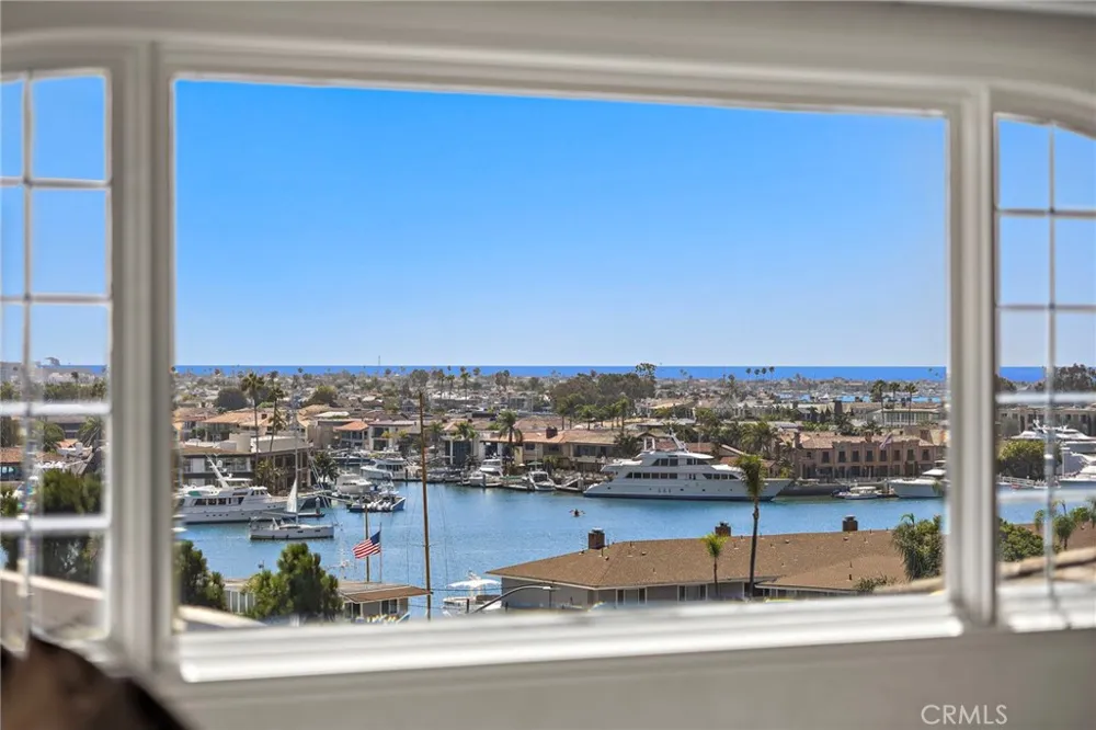 108 Kings Place Newport Beach, CA 92663