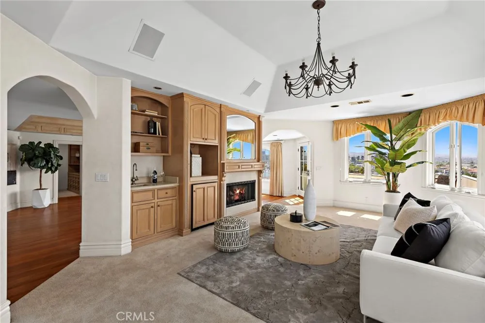 108 Kings Place Newport Beach, CA 92663