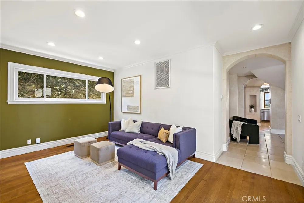 108 Kings Place Newport Beach, CA 92663