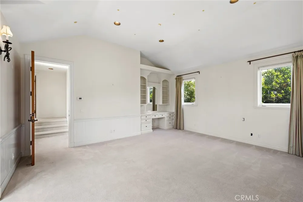 108 Kings Place Newport Beach, CA 92663