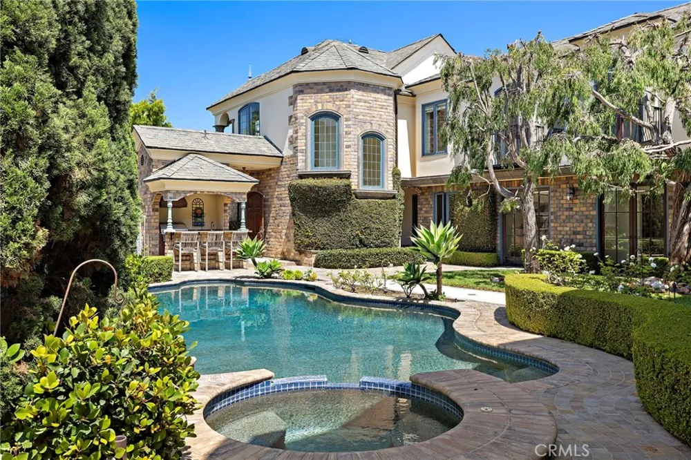 108 Kings Place Newport Beach, CA 92663