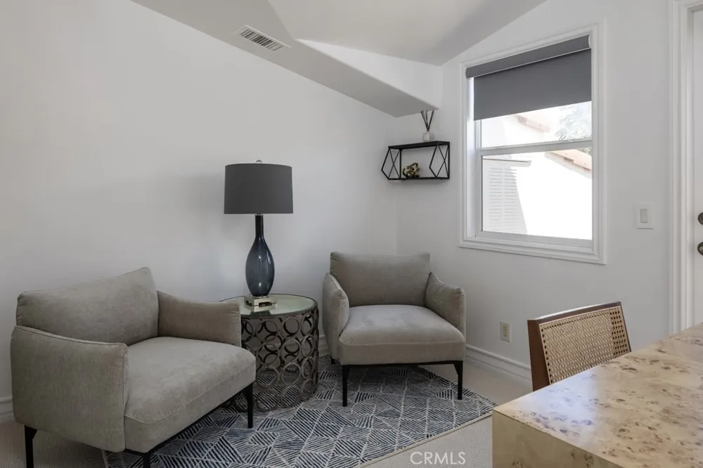 618 Iris #B Corona del Mar, CA 92625