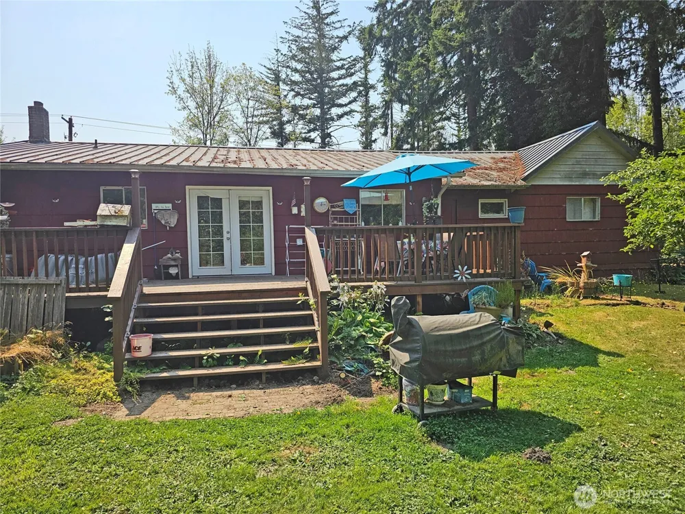 283 Middle Fork Road Chehalis, WA 98532