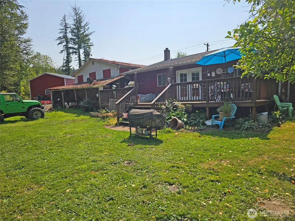 283 Middle Fork Road Chehalis, WA 98532