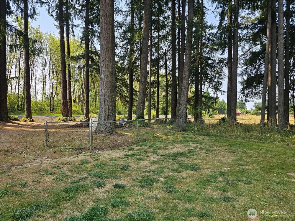 283 Middle Fork Road Chehalis, WA 98532