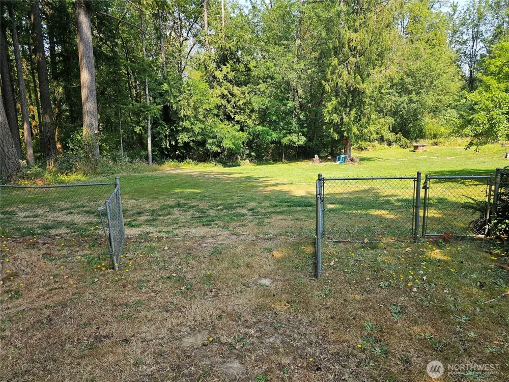 283 Middle Fork Road Chehalis, WA 98532