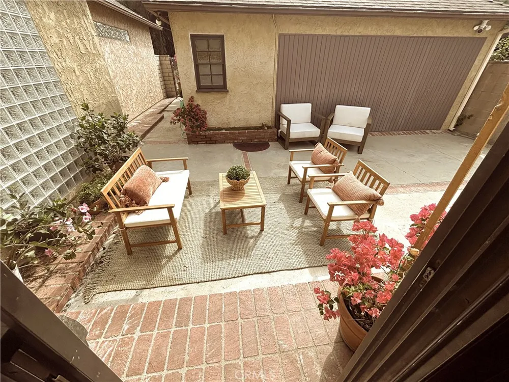 1044 Pass Ave Burbank, CA 91505