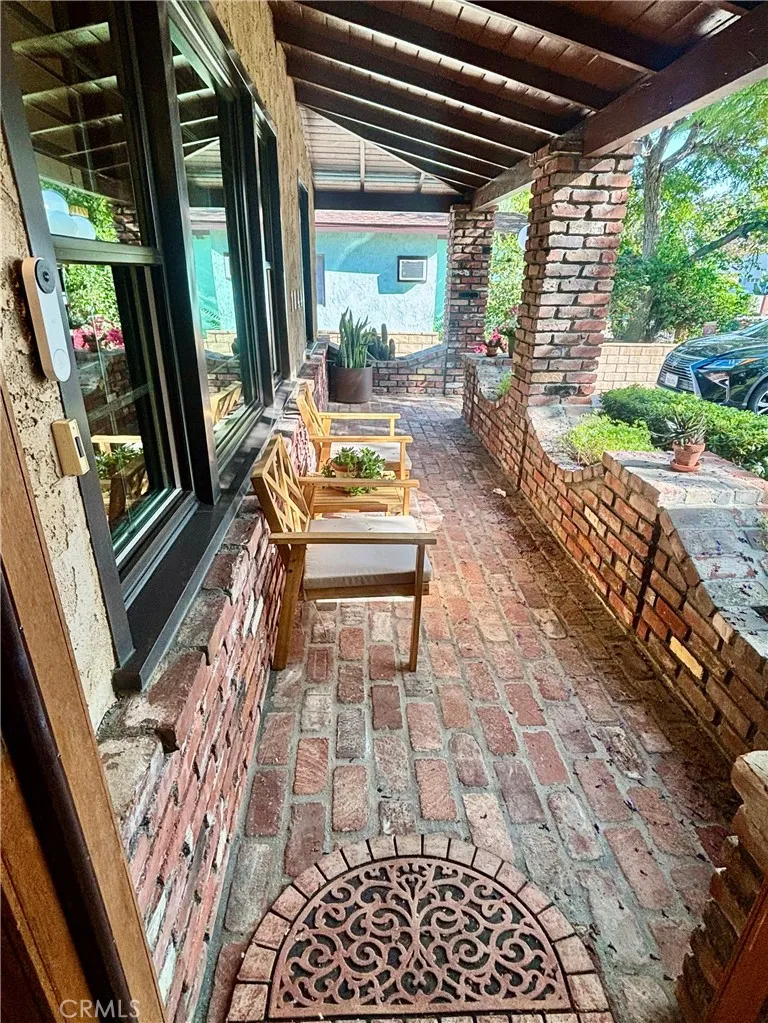 1044 Pass Ave Burbank, CA 91505